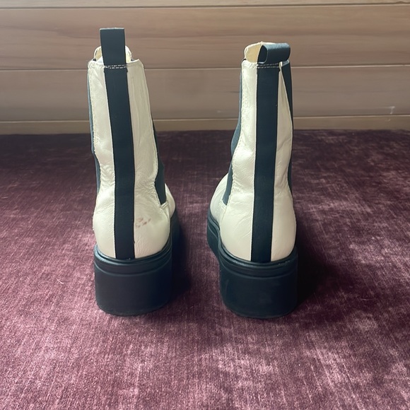 Vagabond Tara Platform Chelsea Boot - Picture 4 of 6